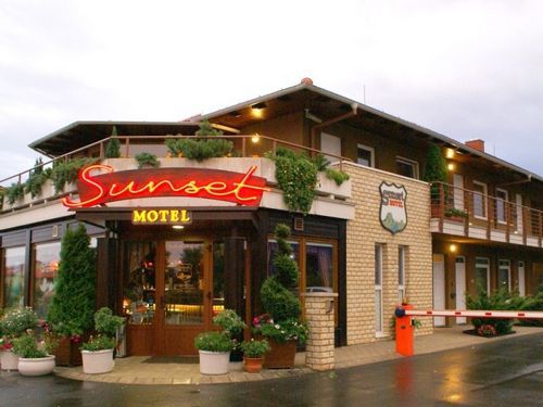 Sunset Motel Szombathely Exterior foto